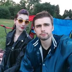 Meet your Posher, Ariel